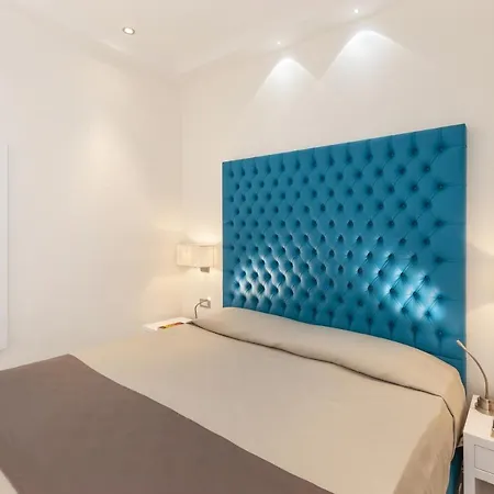 Πανσιόν Palazzo Montefusco 4*