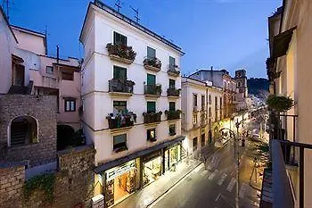 Palazzo Montefusco Affittacamere 4*