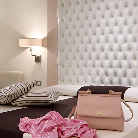 Affittacamere Palazzo Montefusco 4*