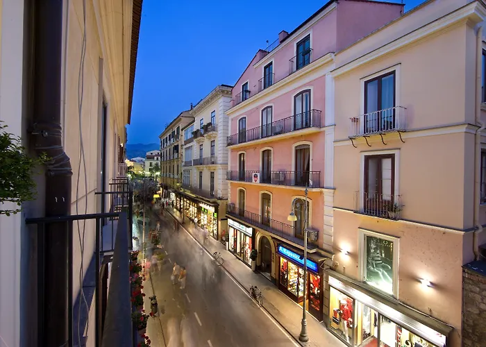 Πανσιόν Palazzo Montefusco 4*